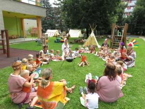 Indiánský den v jesličkách